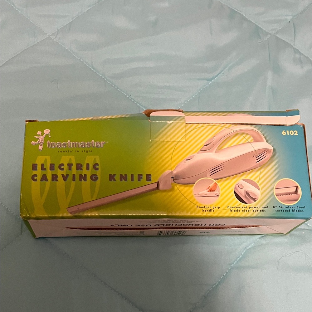 Toastmaster Electric Carving Knife - White